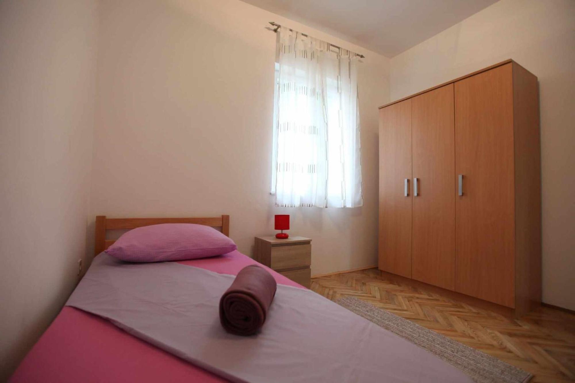 Apartmani Ivana Трогір Екстер'єр фото