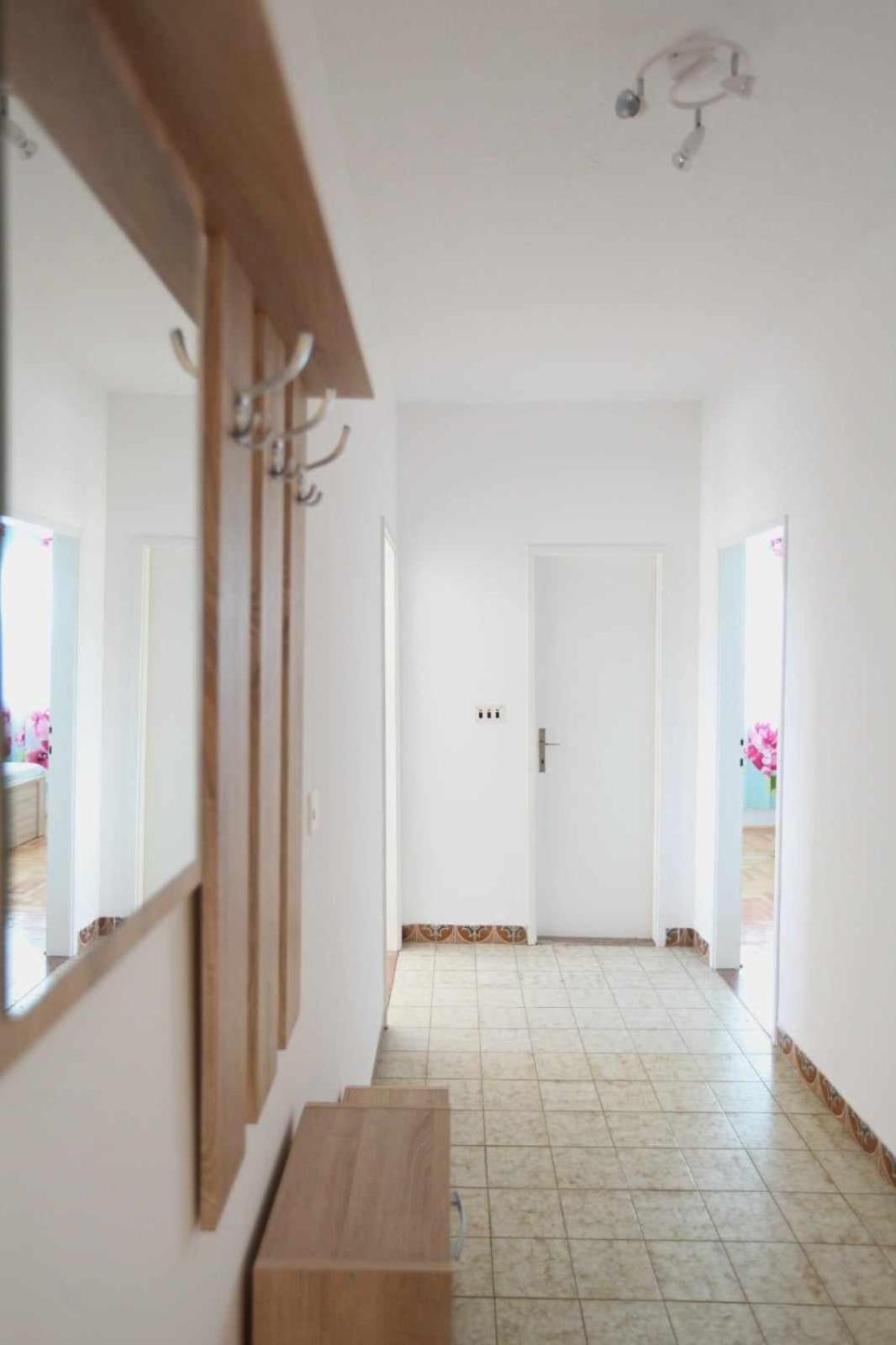 Apartmani Ivana Трогір Екстер'єр фото