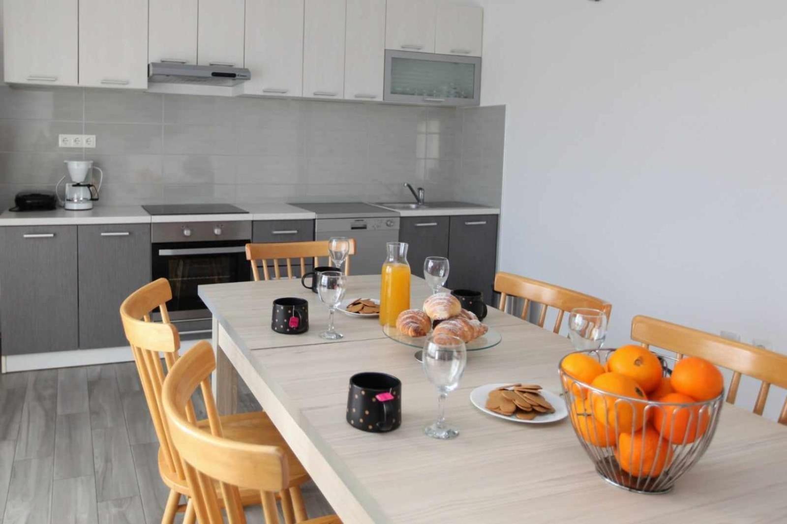 Apartmani Ivana Трогір Екстер'єр фото